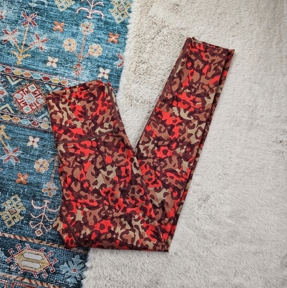 Aerie Goals Red ⅞ Leggings Medium - Picture 1 of 5